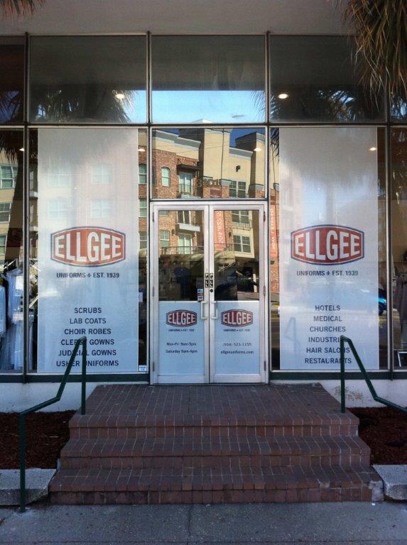 tapiasigns.com-window graphics. Window signs pictures one way vision, sign
installation new orleans , sign removal new orleans&nbsp; 

